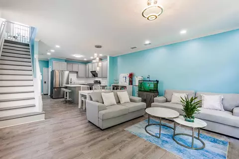 Other - 948 Genesee Dr, Naperville, IL 60563 photo 3 of 8
