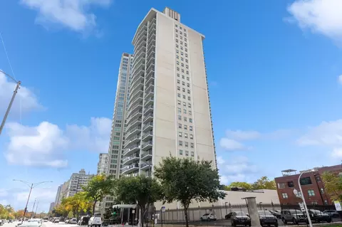 3470 N Lake Shore Dr #12A, Chicago, IL 60657
