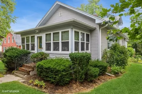 201 Illinois St, Crystal Lake, IL 60014