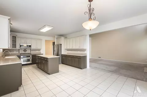 1205 Frederick Ct, Elgin, IL 60120 photo 7