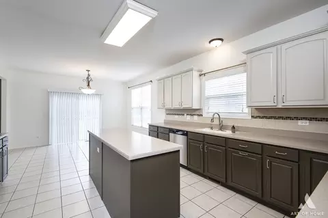 1205 Frederick Ct, Elgin, IL 60120 photo 6