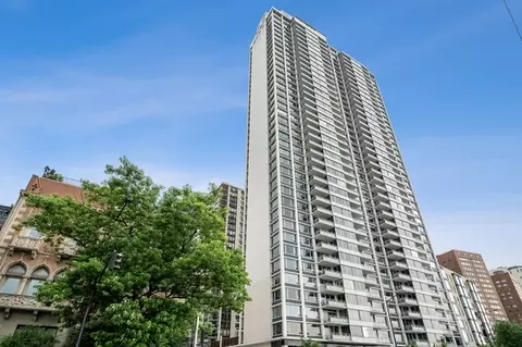 1300 N Lake Shore Dr #22CD, Chicago, IL 60610