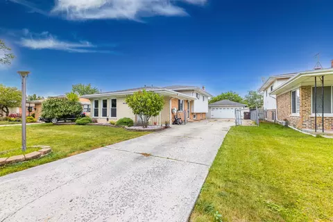 16449 George St, Oak Forest, IL 60452