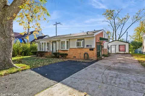 200 Holbrook Rd, Chicago Heights, IL 60411