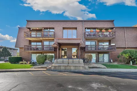 1615 Richmond Cir #303, Joliet, IL 60435
