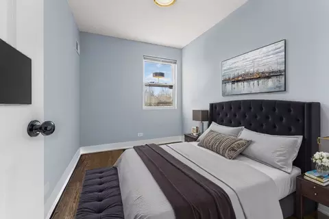 2004 E 78th St, Chicago, IL 60649 photo 7