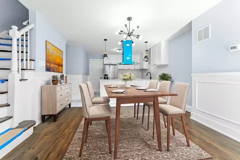 2004 E 78th St, Chicago, IL 60649 photo 9