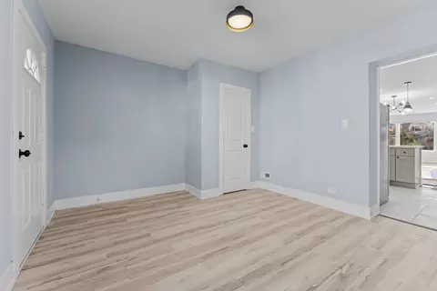 2004 E 78th St, Chicago, IL 60649 photo 20