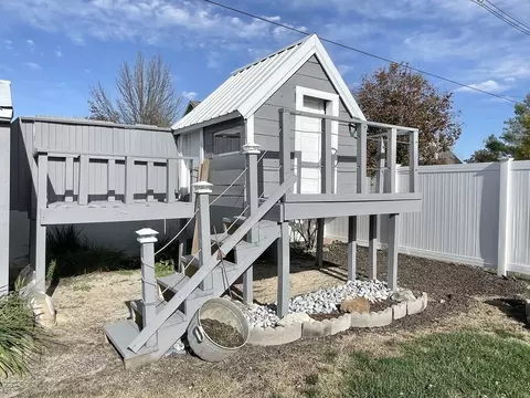 Exterior - 902 Bern St, Spring Valley, IL 61362 photo 1 of 8