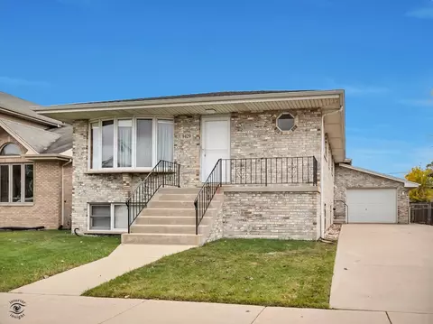 9429 Meade Ave, Oak Lawn, IL 60453