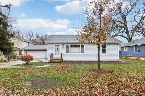 24717 68th St, Salem, WI 53168