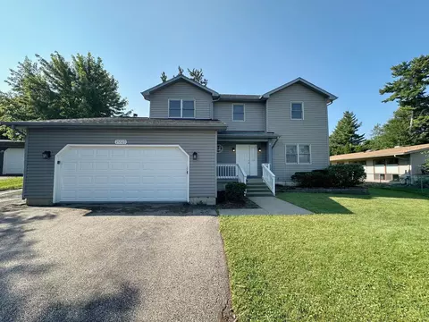 25523 W Columbia Bay Dr, Lake Villa, IL 60046
