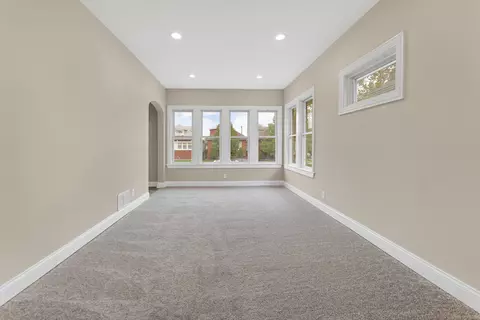 8954 S Bishop St, Chicago, IL 60620 photo 7