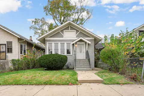 8954 S Bishop St, Chicago, IL 60620 photo 2