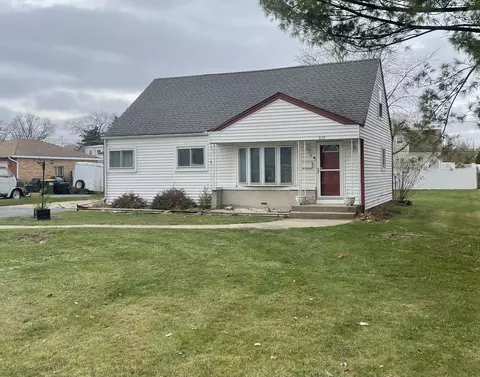 828 Alcoa Ave, Melrose Park, IL 60164