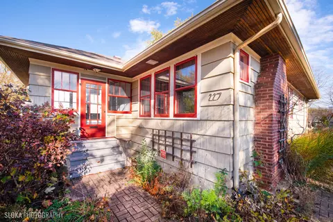 227 Illinois St, Crystal Lake, IL 60014