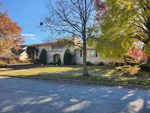 3233 Mallard Dr, Homewood, IL 60430