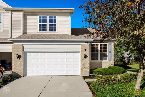 920 Elizabeth Dr, Streamwood, IL 60107