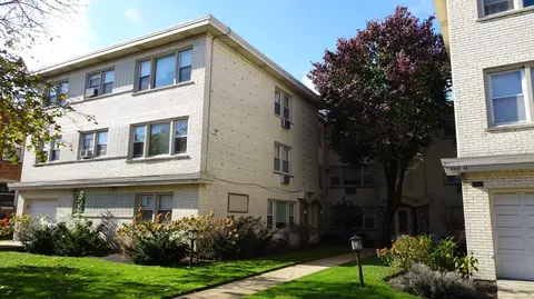 8038 N Kenton Ave N #2, Skokie, IL 60076