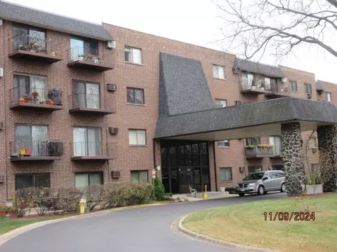 235 N Mill Rd #311B, Addison, IL 60101