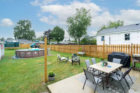 Exterior - 615 E 12th St, Lockport, IL 60441 photo 2 of 5