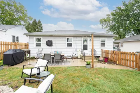 Exterior - 615 E 12th St, Lockport, IL 60441 photo 5 of 5