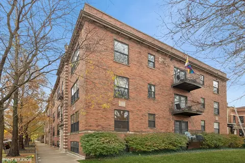 1963 W Cullom Ave #2, Chicago, IL 60613