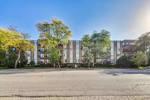 5501 Lincoln Ave #310, Morton Grove, IL 60053