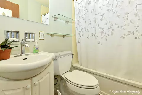 3920 Clearbrook Ave, Mchenry, IL 60050 photo 23