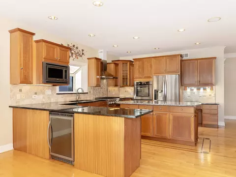 1708 Brighton Ln, Plainfield, IL 60586 photo 11