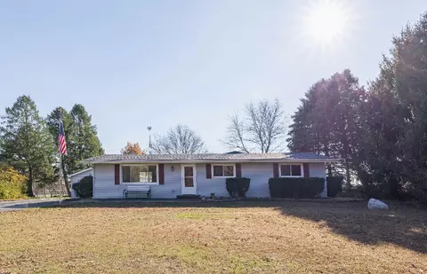 15674 E Bradley Ave, Momence, IL 60954