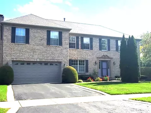1381 Callen Ln, Des Plaines, IL 60016