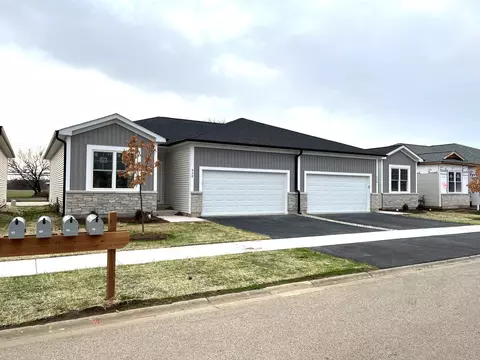 948 Partridge Cir, Marengo, IL 60152