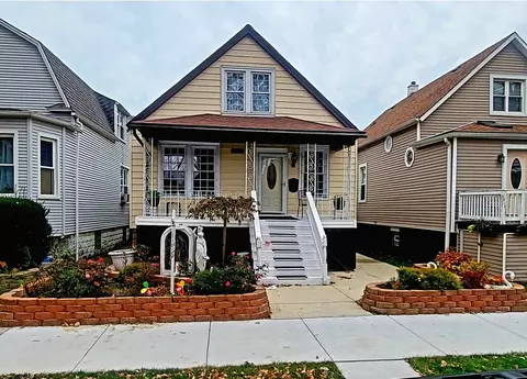 6207 S Tripp Ave, Chicago, IL 60629