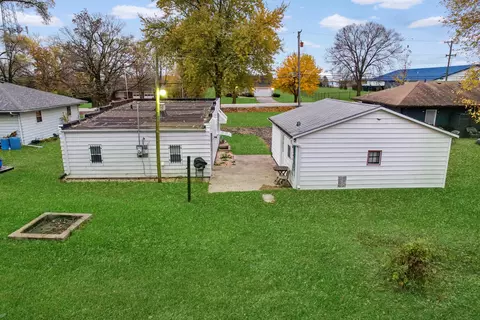 Exterior - 1641 Jericho Rd, Aurora, IL 60506 photo 5 of 5