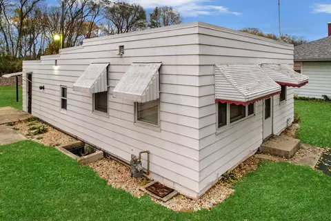 Exterior - 1641 Jericho Rd, Aurora, IL 60506 photo 2 of 5