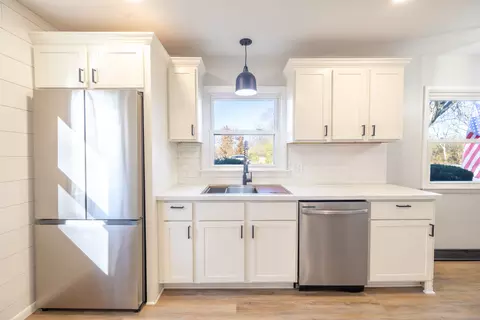 1160 W Tower Rd, Kankakee, IL 60901 photo 8