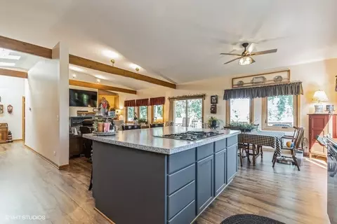 5202 N Leeside St, Mchenry, IL 60050 photo 7