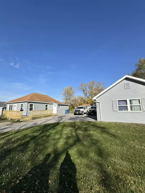 33 E 31st St, Steger, IL 60475 photo 3