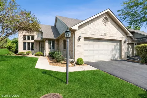 16622 Lismore Ct, Tinley Park, IL 60477
