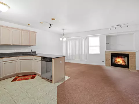 Living - 15733 Kedzie Ave, Markham, IL 60428 photo 1 of 3