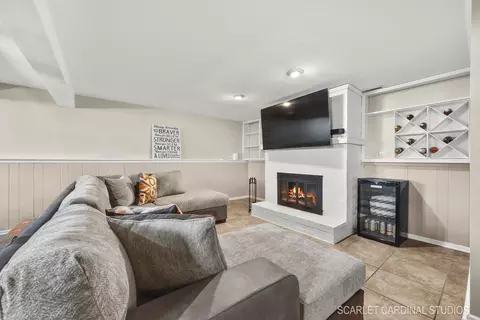 4 E Gartner Rd, Naperville, IL 60540 photo 17