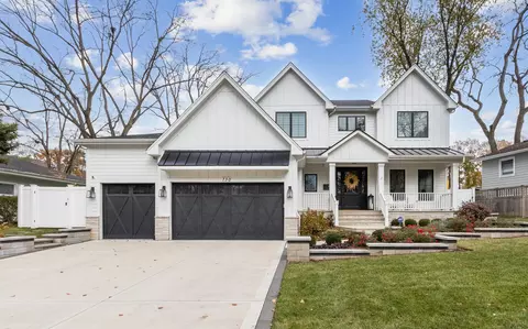 730 Willow Rd, Naperville, IL 60540