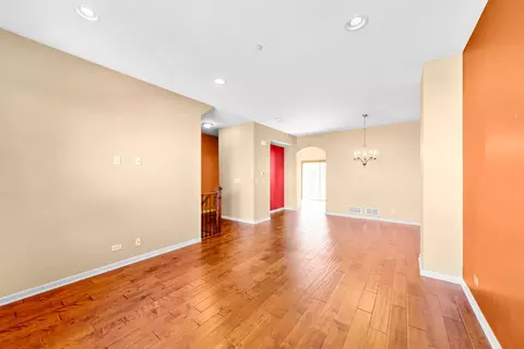 Living - 1237 Willow Ave, Des Plaines, IL 60016 photo 3 of 3