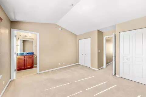 Bedroom - 1237 Willow Ave, Des Plaines, IL 60016 photo 4 of 5