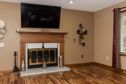 1106 Asbury Farms Cc Ct, Normal, IL 61761 photo 9