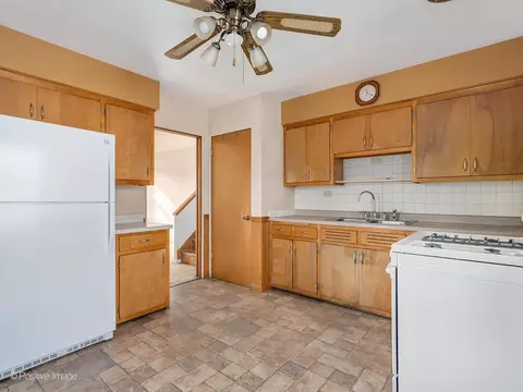 Kitchen - 9010 Roach Ave, Brookfield, IL 60513 photo 1 of 2