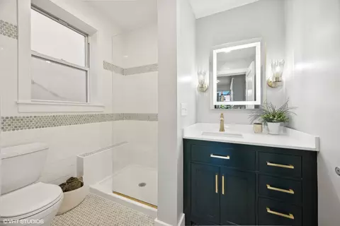 662 E 51st St #2E, Chicago, IL 60615 photo 32