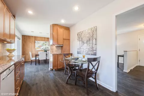 Kitchen - 517 Deerpath Ct, Deerfield, IL 60015 photo 2 of 2