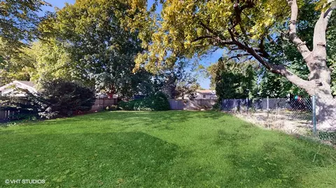 236 Evolution Ave, Highwood, IL 60040 photo 19
